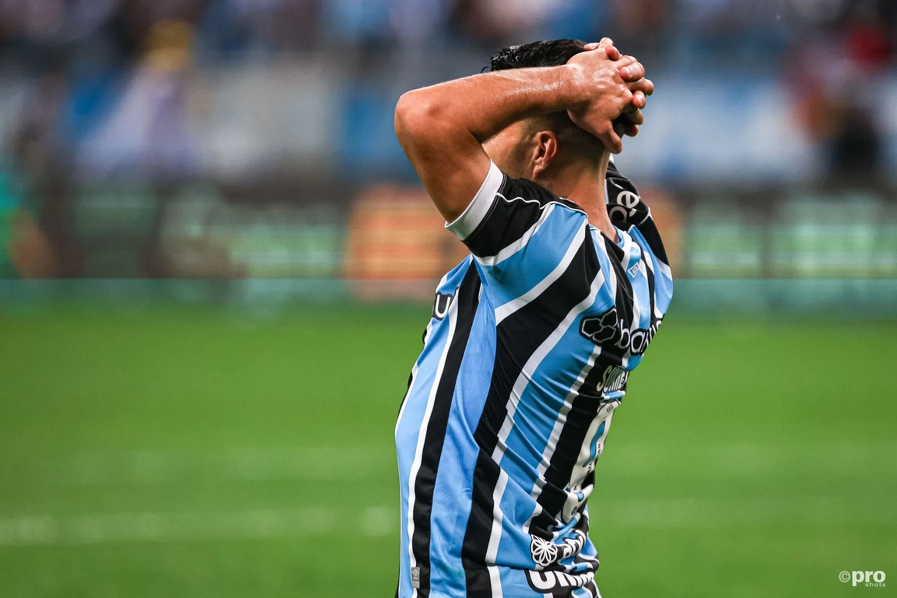 'We hebben nooit problemen gehad met Suárez, maar hij heeft pijn'