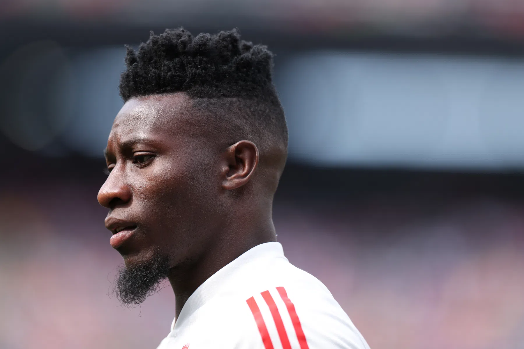 Geïrriteerde Onana scheldt schutterende Maguire de huid vol