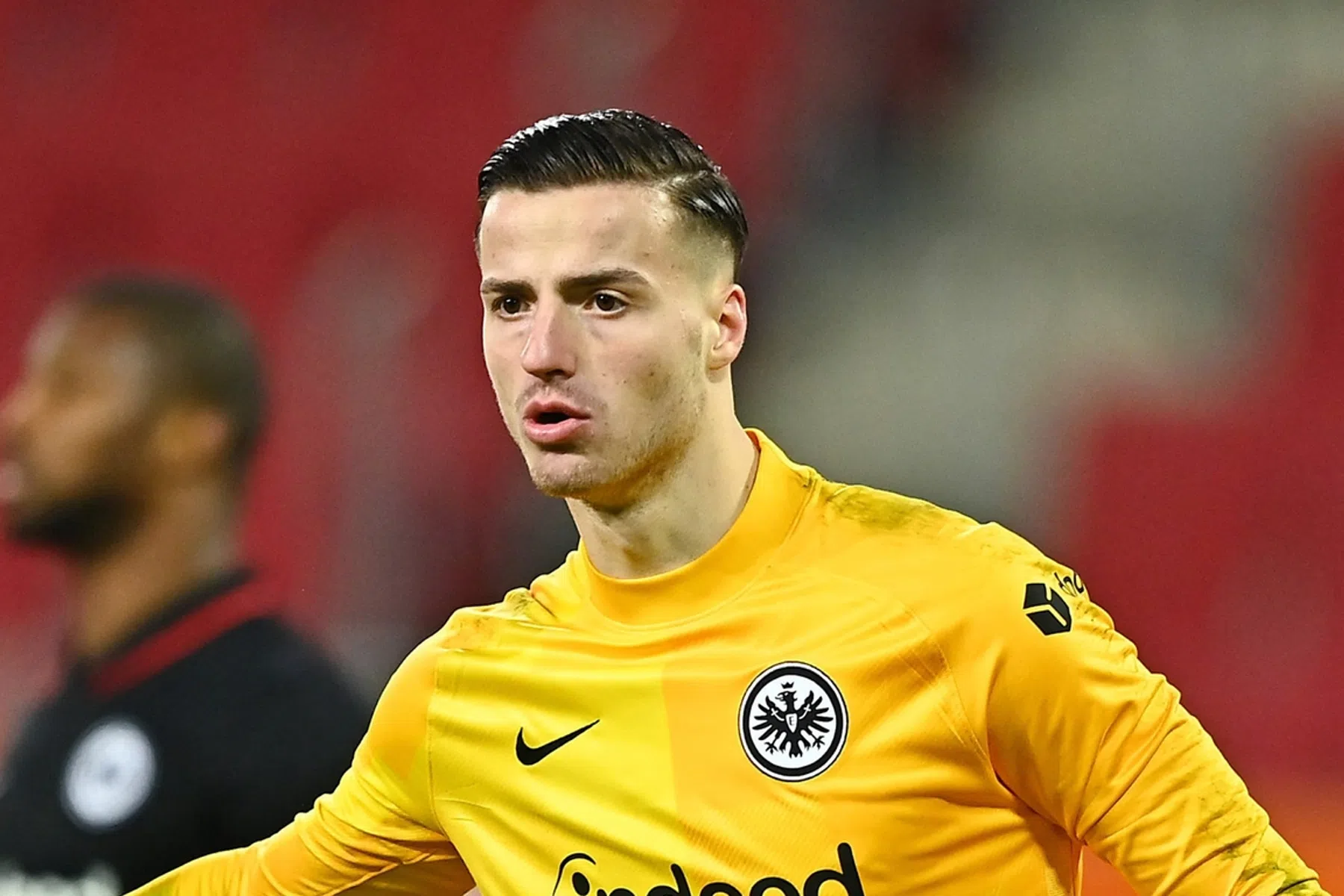 Ajax bereikt akkoord met doelman van Eintracht Frankfurt