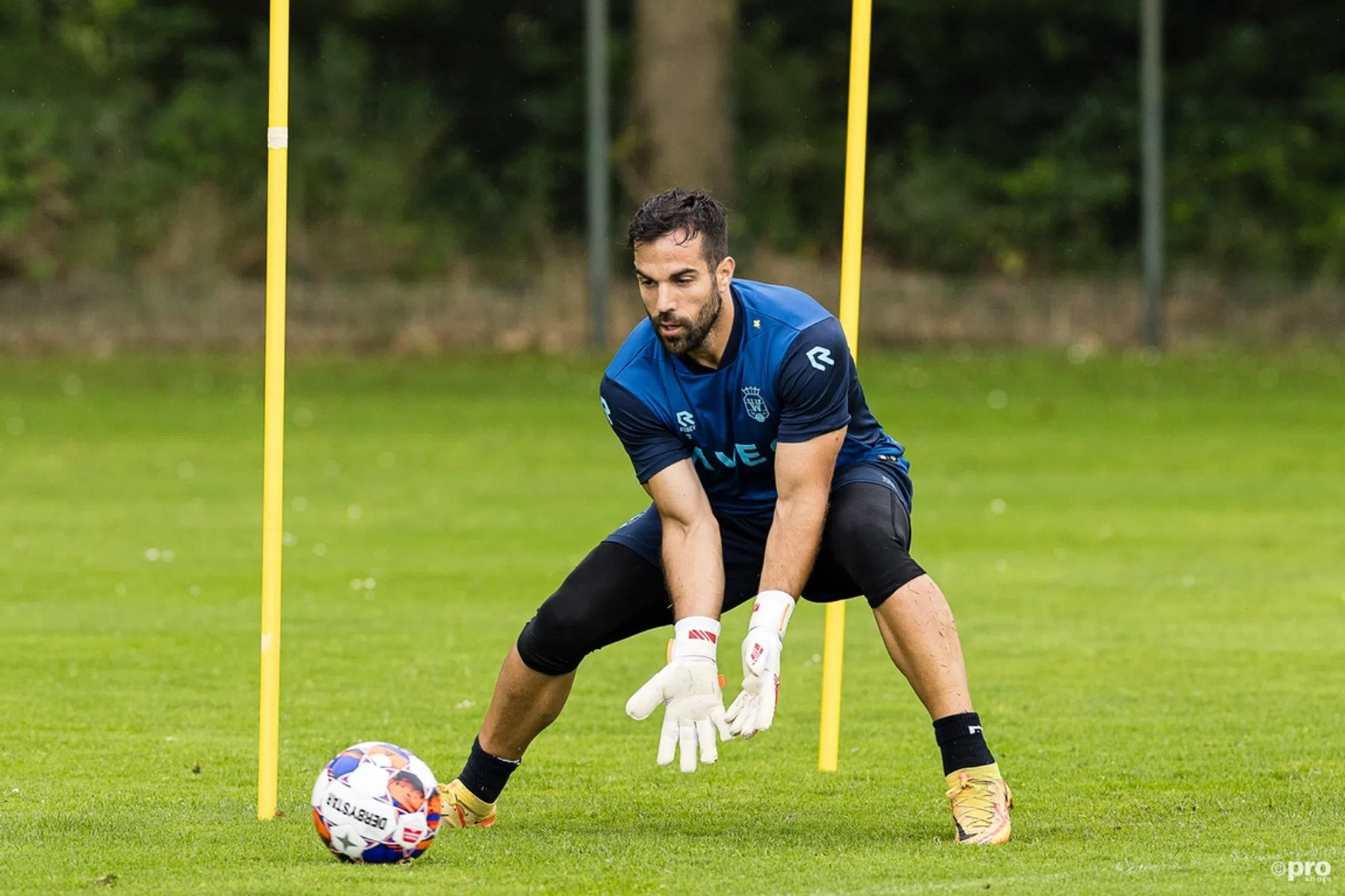 Feyenoord werkt aan verrassende terugkeer Lamprou