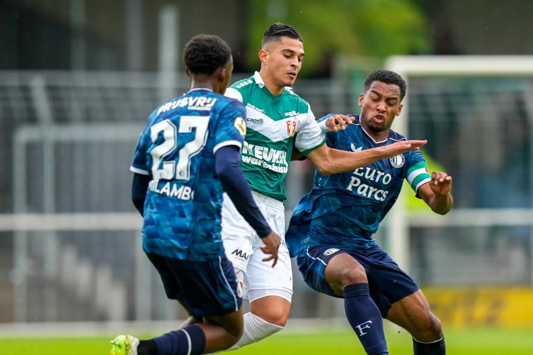 Reserves van Feyenoord winnen oefenwedstrijd van FC Dordrecht