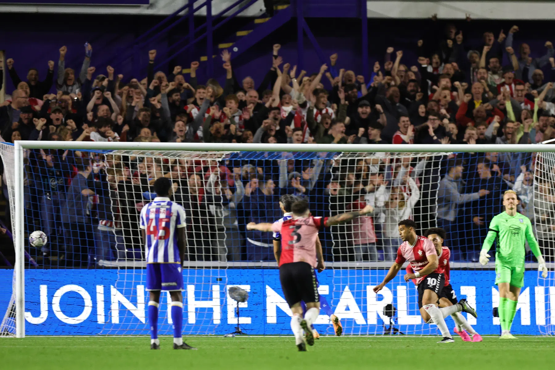 Dominant Southampton vestigt direct nieuw record in Championship