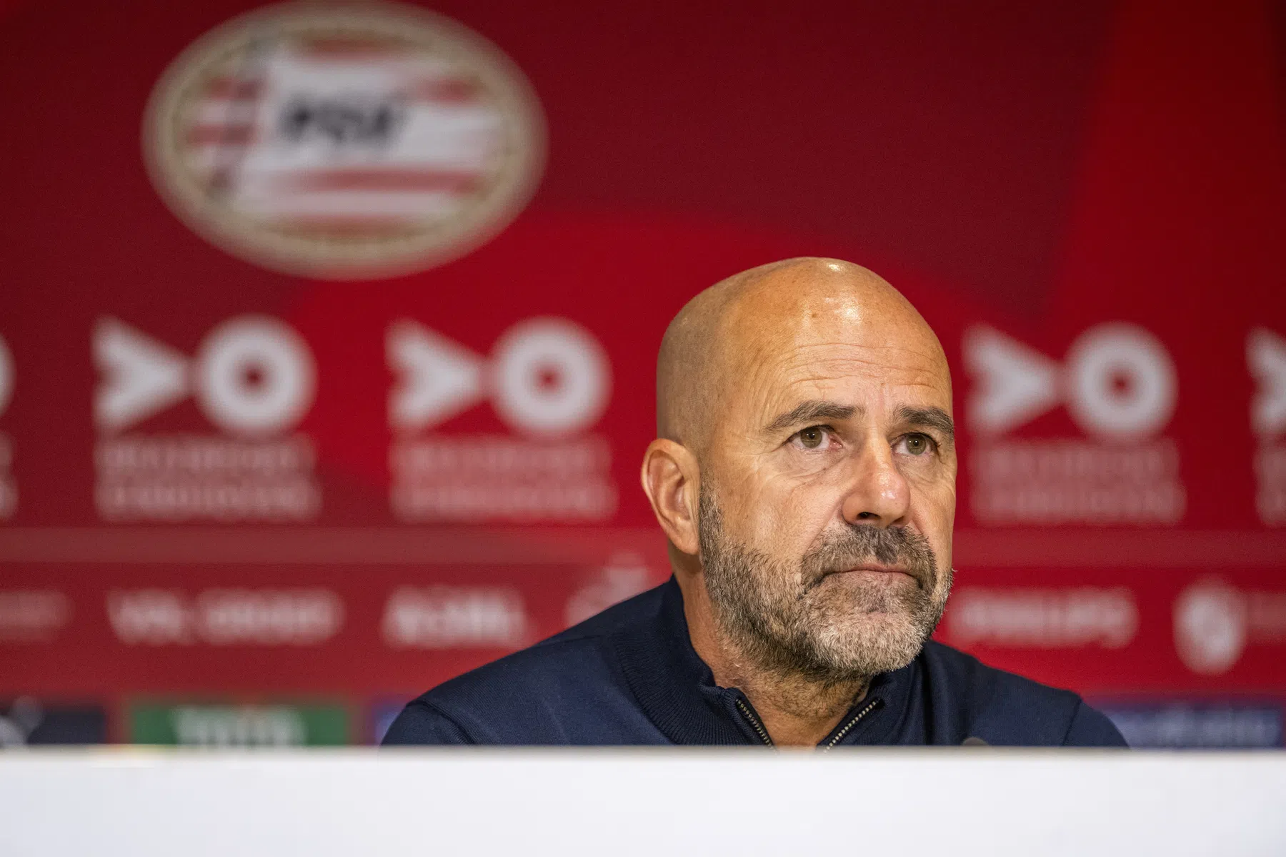 Bosz verwacht heel ander duel: 'Restverdediging zal zeer goed moeten zijn'