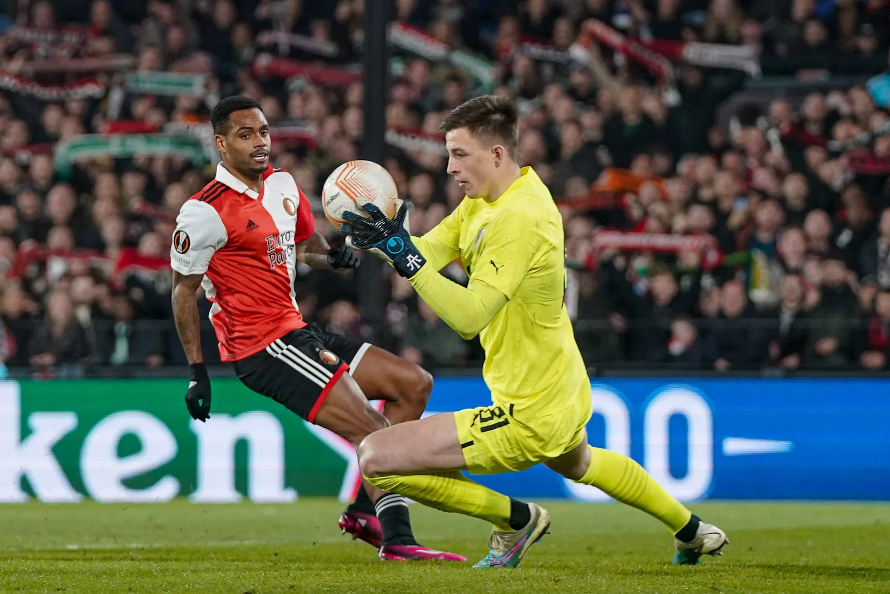 Benfica troeft Inter af: Schmidt begroet nieuwe doelman