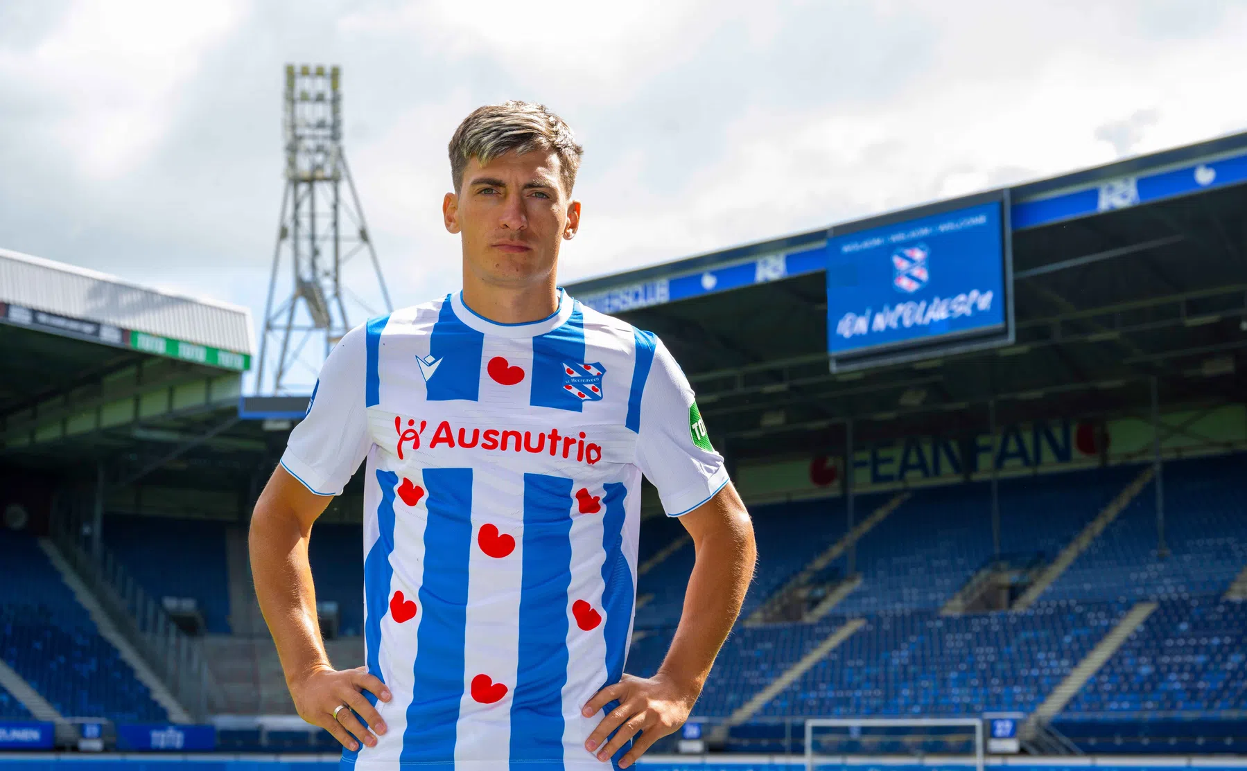 SC Heerenveen presenteert Moldavisch international als nieuwe spits