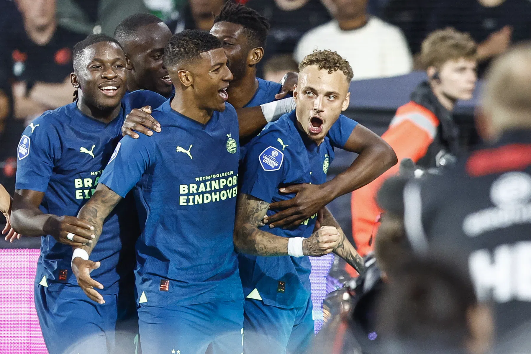 'Situatie bij PSV lijkt op die bij Feyenoord na Advocaat'
