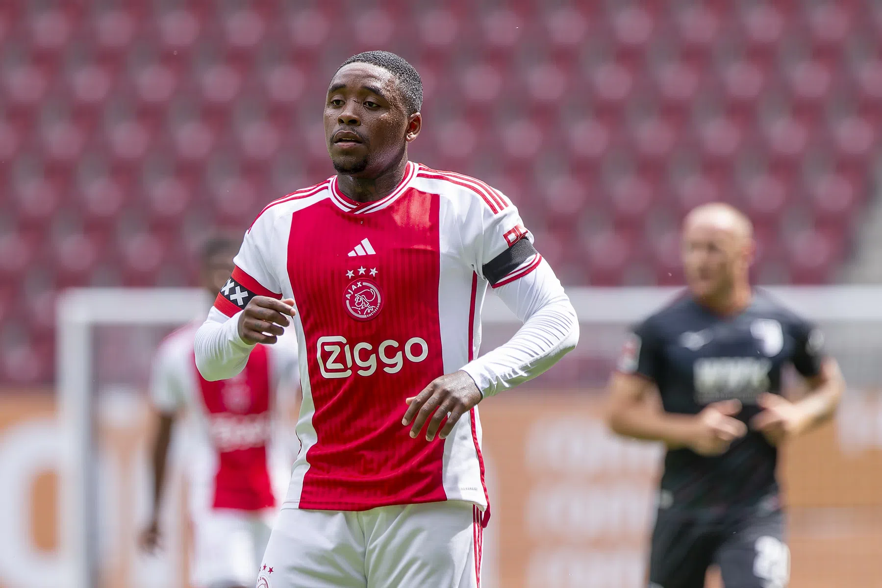 Bergwijn kijkt niet af bij Tadic: 'Ik wil het op mijn eigen manier invullen'