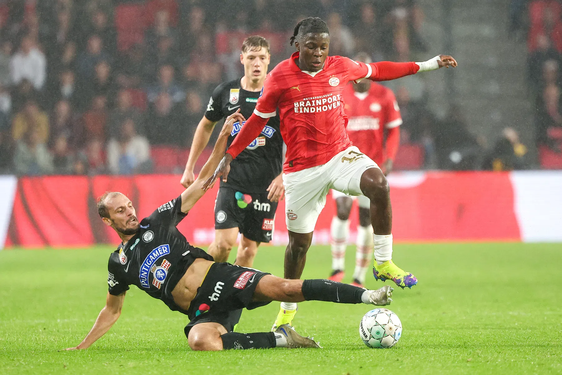 Harde conclusies over Sturm Graz: 'Had ook 8-1 voor PSV kunnen worden'