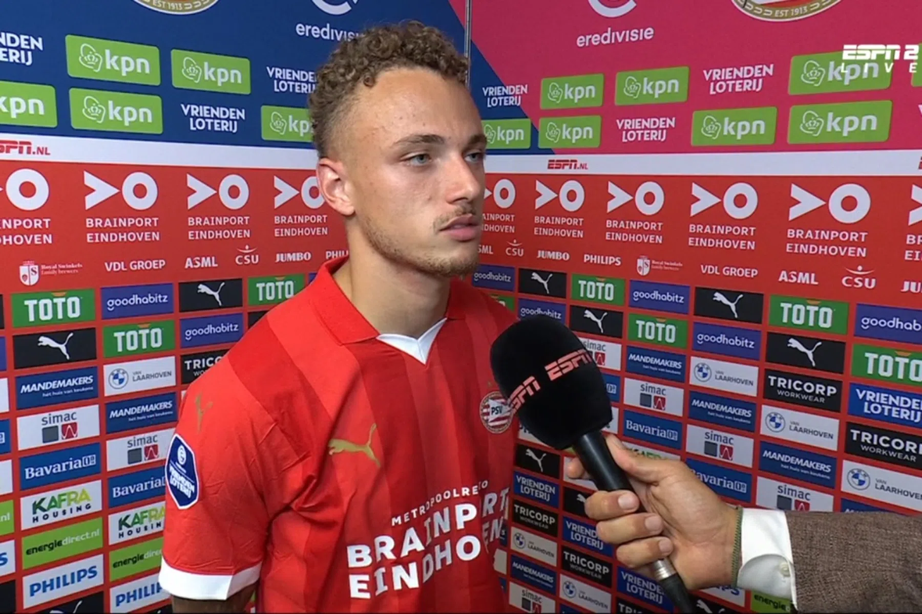 Lang zag een 'echt boze' trainer in de rust: 'Snapte ik wel'