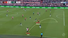 Thumbnail for article: Rode kaart Bart Nieuwkoop verandert alles voor Feyenoord