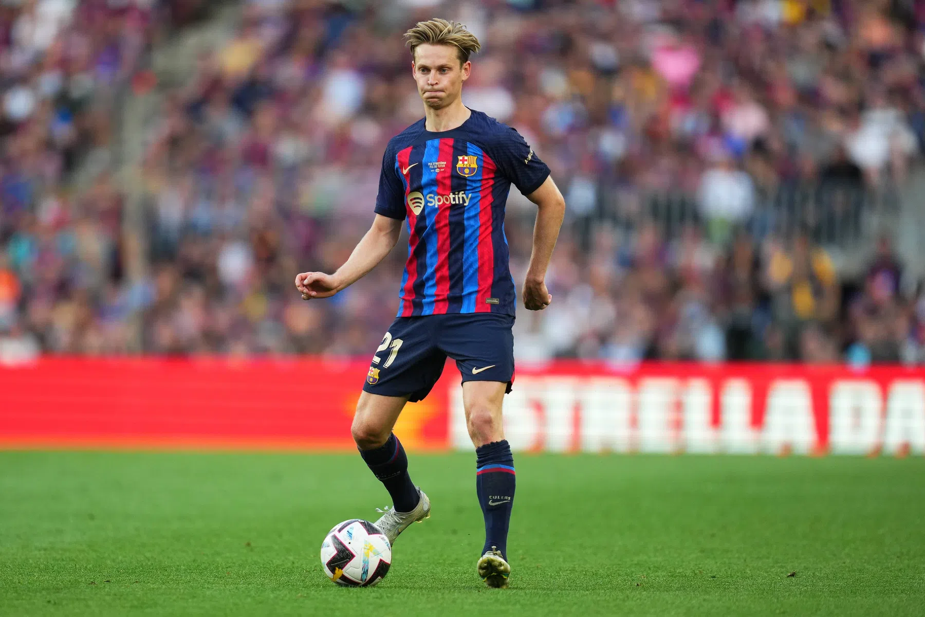 Frenkie de Jong wil voorbeeld zijn en gaat voor titelprolongatie