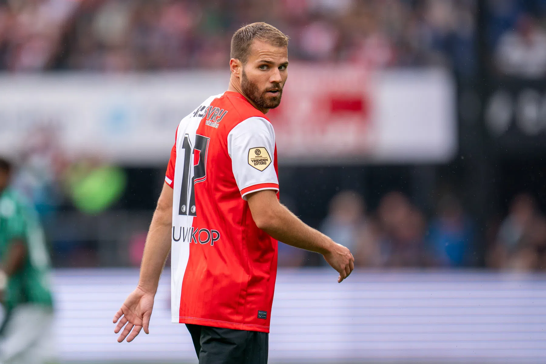 Rentree Nieuwkoop in De Kuip loopt uit op deceptie: rood na VAR-ingreep
