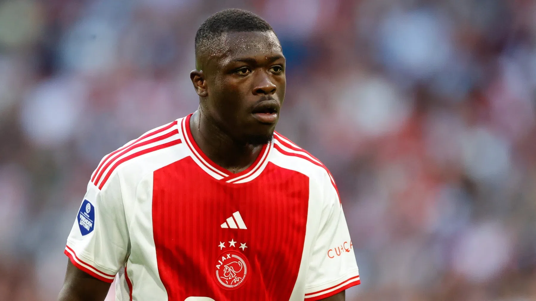 Brobbey heeft het moeilijk: 'Er moet concurrentie komen'