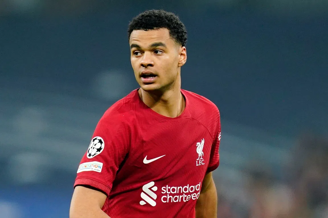 Klopp legt gedachte achter Gakpo als middenvelder uit