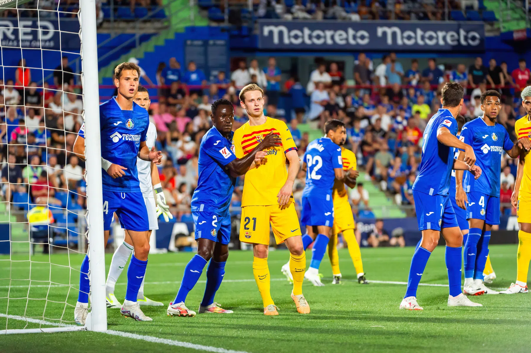 Frenkie de Jong maant tot actie na tijdrekken Getafe