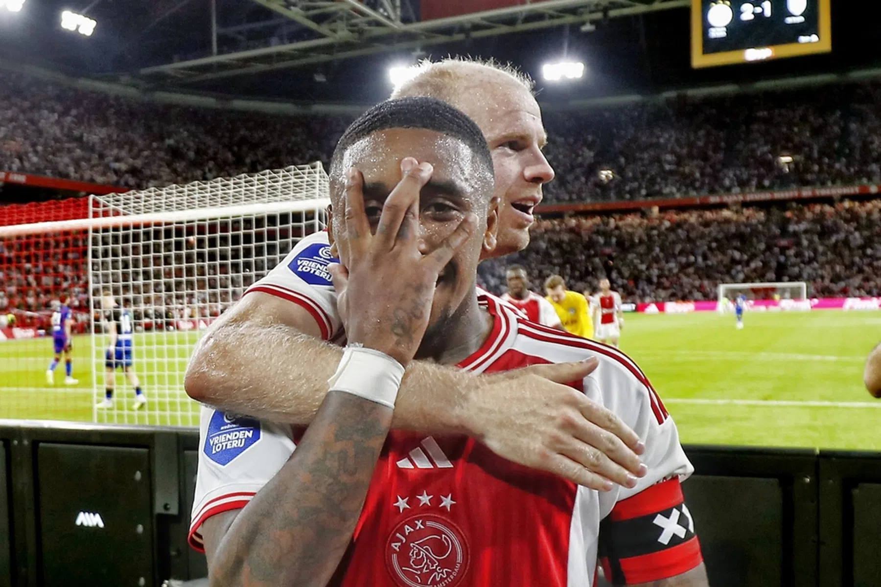 Captain Steve: is Bergwijn een geschikte aanvoerder voor Ajax?