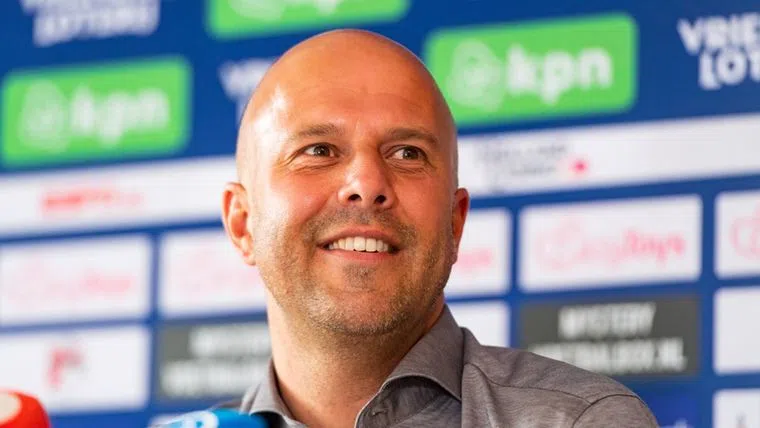 Slot ziet Feyenoord nog niet met geld smijten: 'Vind dat we al best risico nemen'