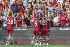 Thumbnail for article: Chelsea onderuit tegen tiental van West Ham en debuterende Álvarez