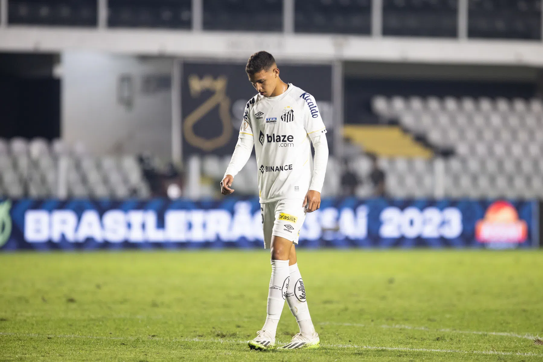 Chelsea shopt opnieuw bij Santos voor vervanger Nkunku