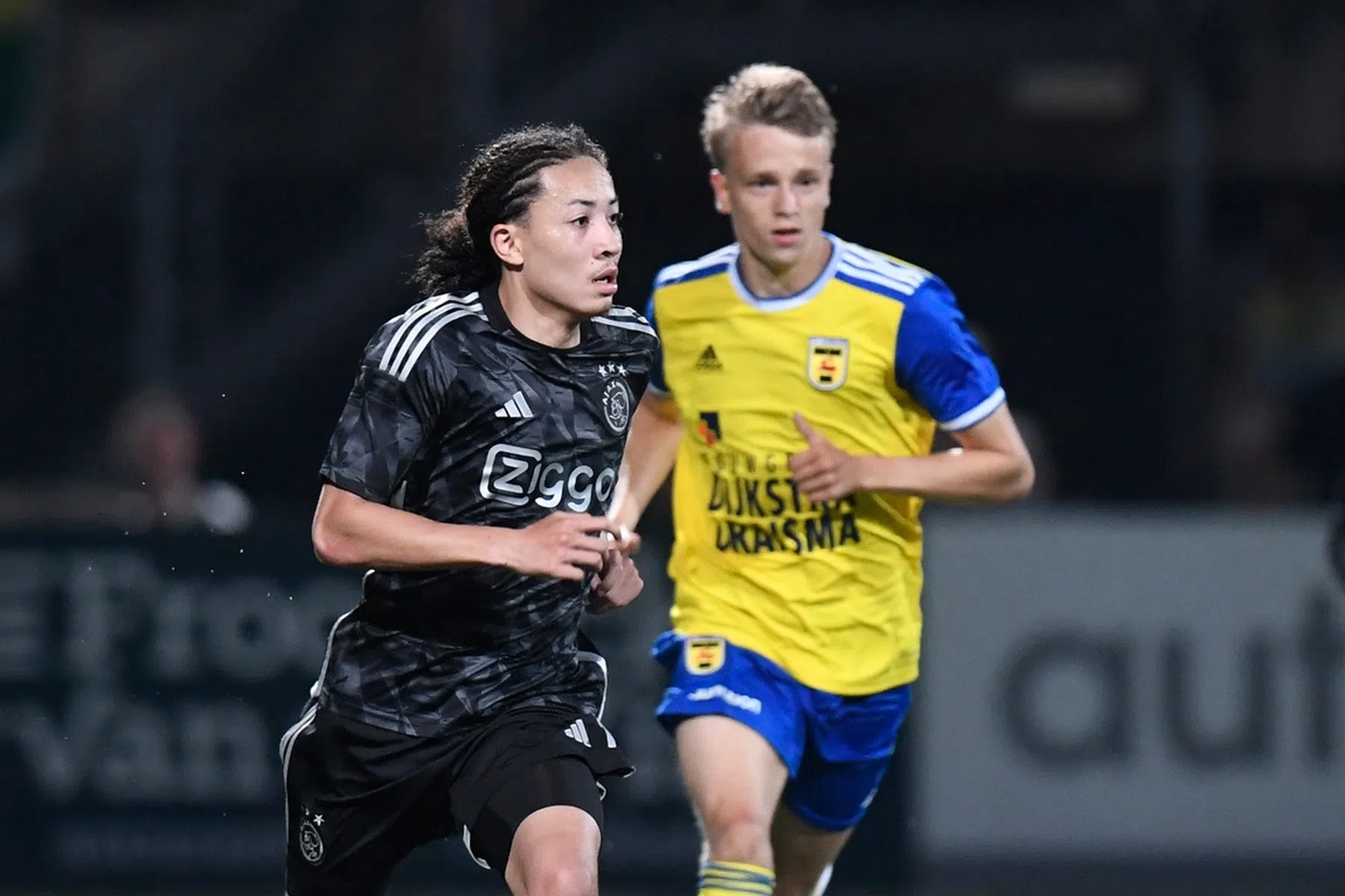 Excelsior wil zich versterken met Ajacied Fitz-Jim 
