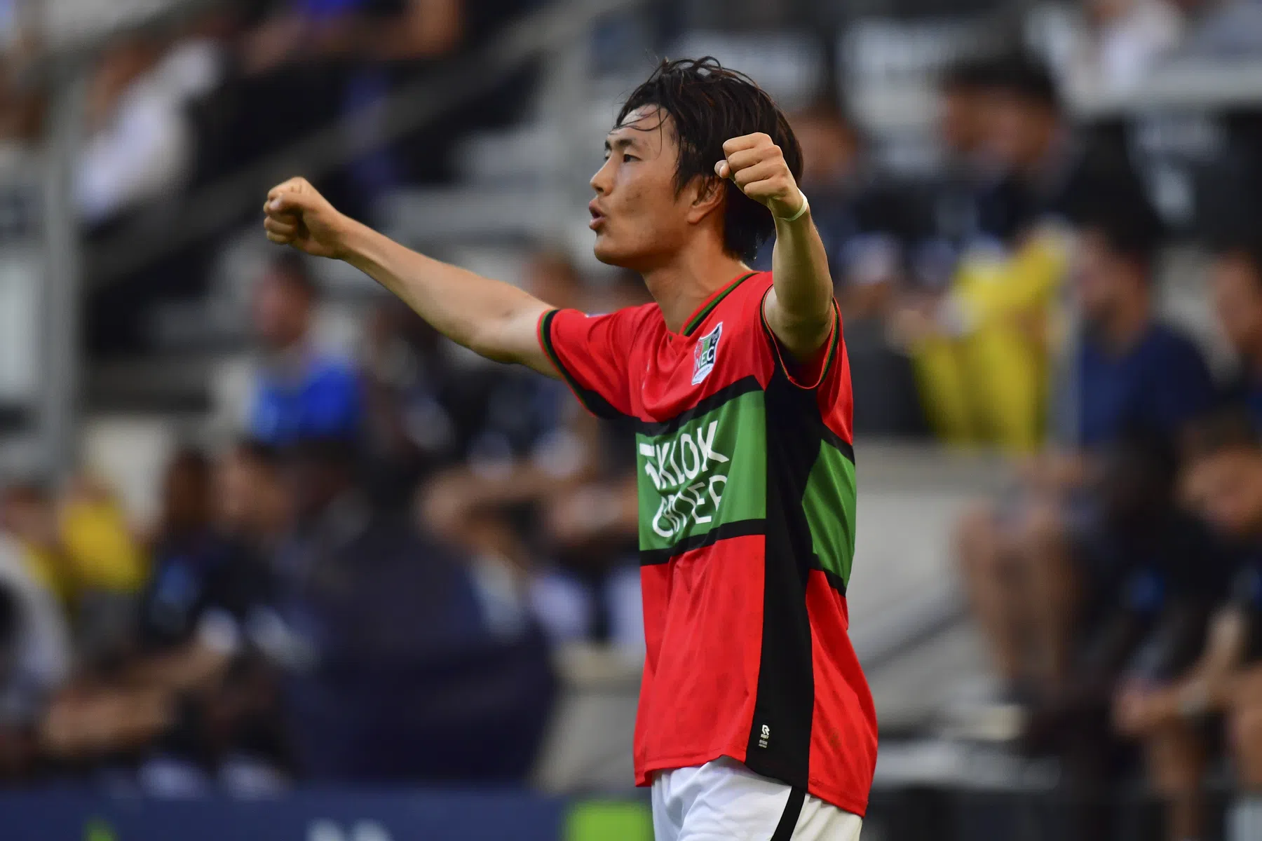 Record lonkt voor Japanse Dost-concurrent
