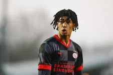 Thumbnail for article: Italiaanse club wil PSV'er Comenencia, die ziek thuis zit
