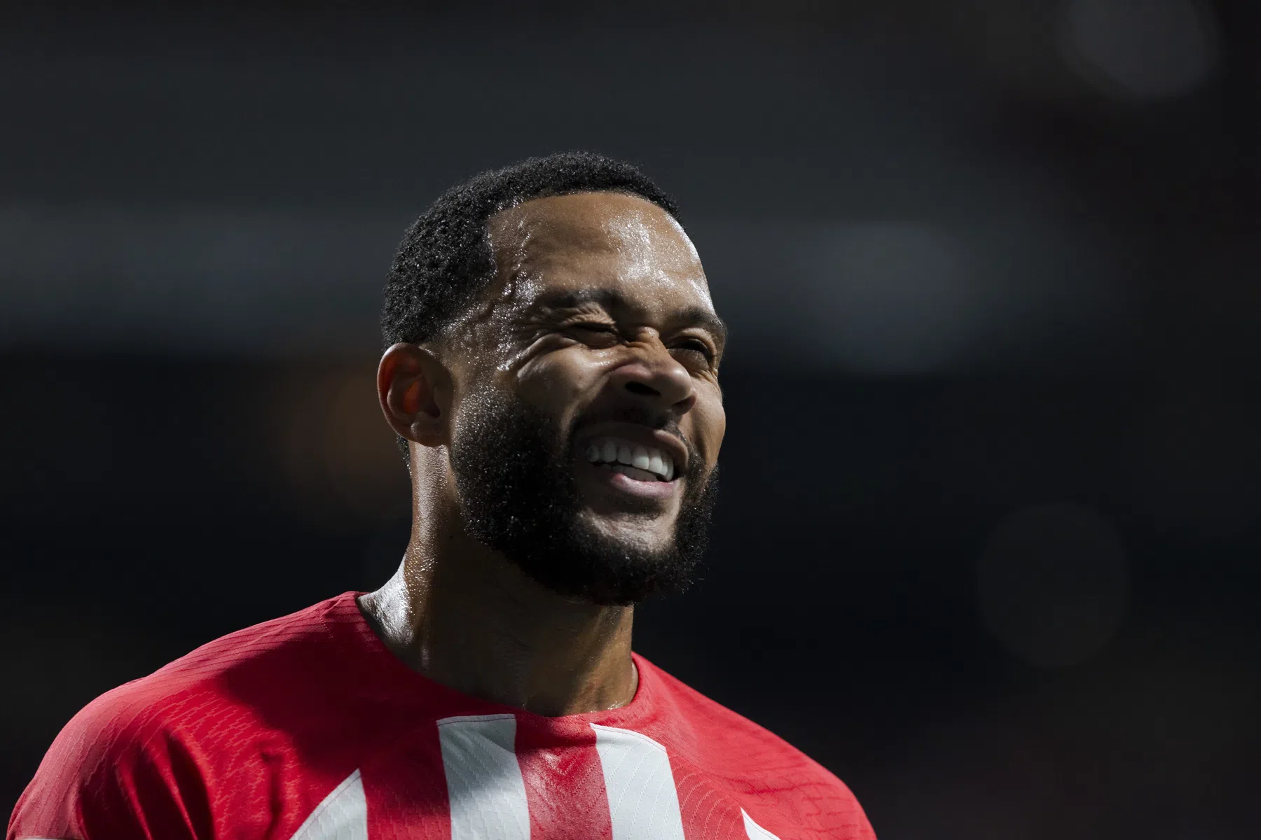 Zorgen voor Koeman: Memphis valt geblesseerd uit bij Atlético