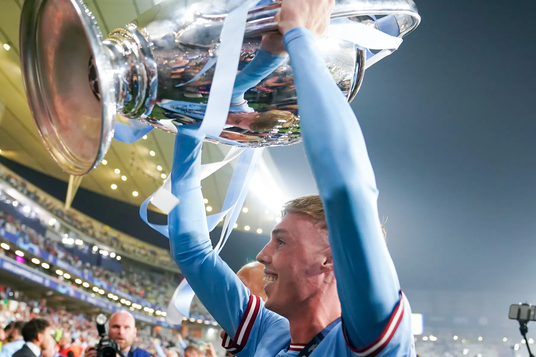 'Chelsea shopt bij rivaal en betaalt vijftig miljoen euro voor toptalent'