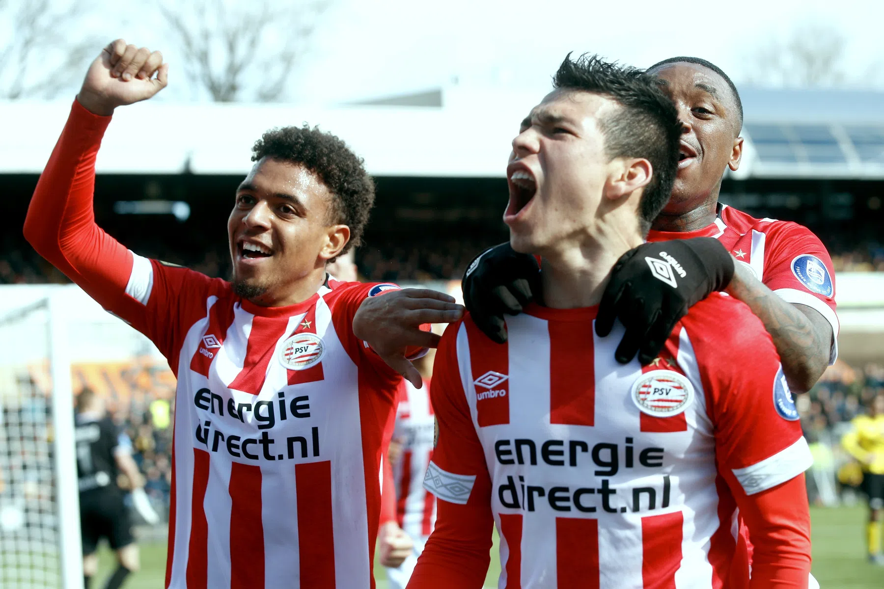 Megastunt PSV: 'Lozano heeft de Eredivisie al eens gesloopt'