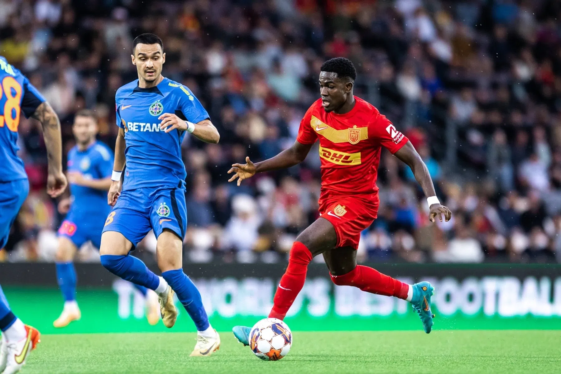 Lyon omzeilt FFP-regels en laat RWDM recordbedrag betalen voor Ghanese sensatie