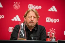 Thumbnail for article: Mislintat stelt Ajax-fans gerust over aanwinsten: 'Wacht maar af’'