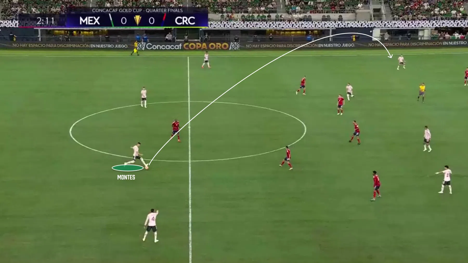 PSV-target César Montes is een reus die door durft te dekken