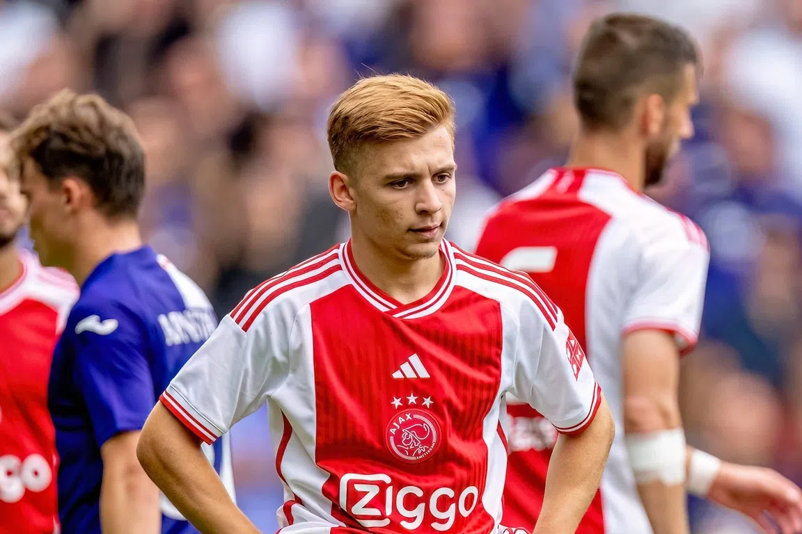 Ajax laat Conceição met optie tot koop terugkeren naar FC Porto