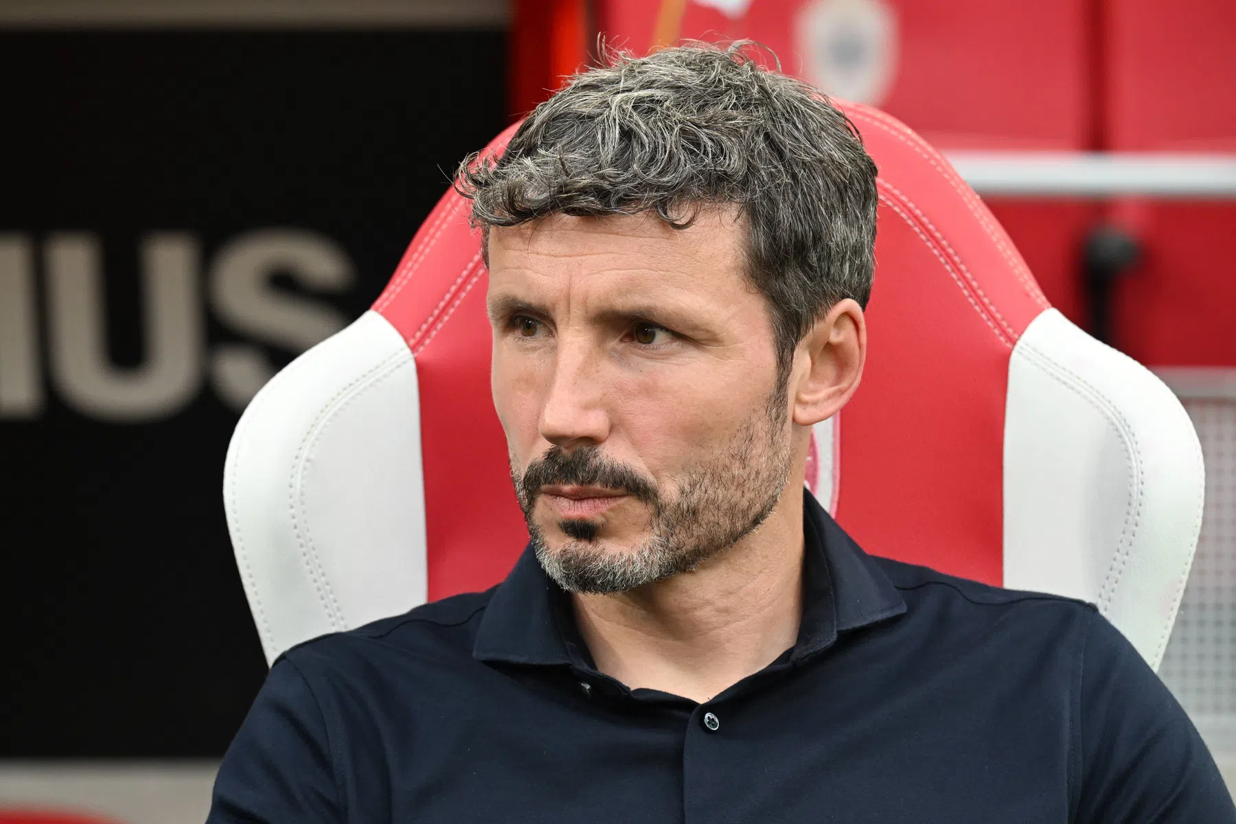 Van Bommel viert CL-kwalificatie met contractverlenging bij Antwerp