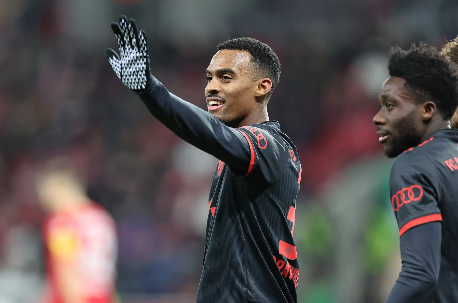 Gravenberch staat zondag plots op Anfield: 'Klopp gaf me een warm gevoel'