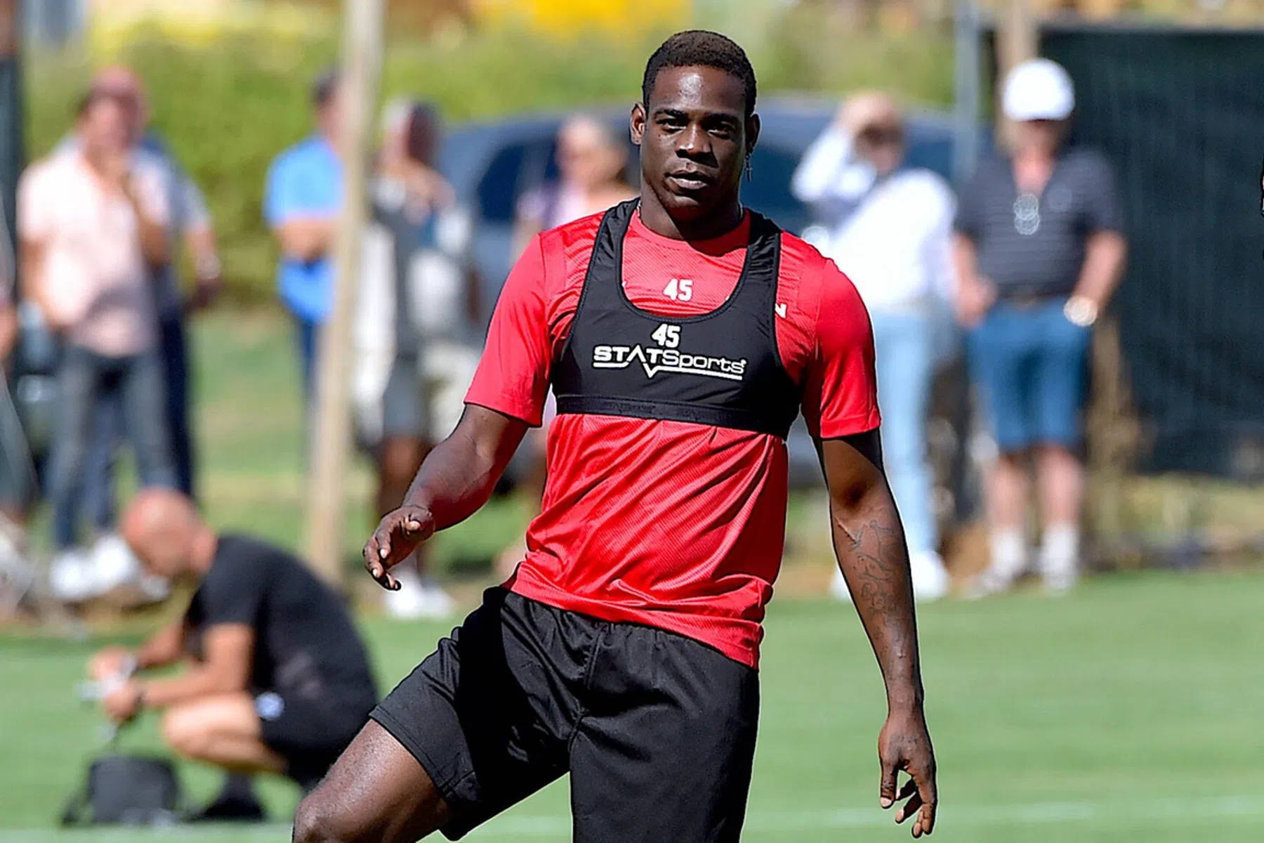 Balotelli uit de selectie gezet: 'Hij heeft het vertrouwen niet terugbetaald'