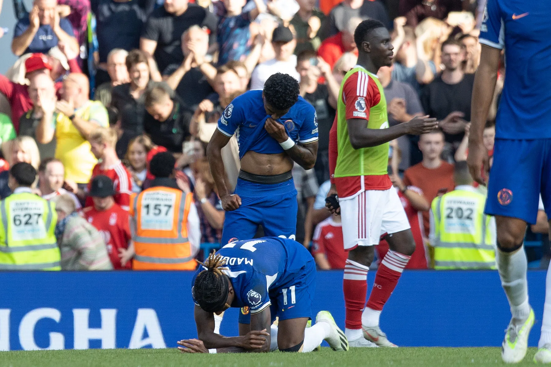 Meer transfers dan zeges: pijnlijke statistieken voor verliezend Chelsea