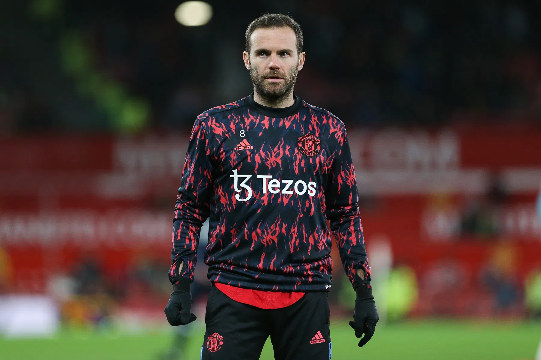 Mata vervolgt loopbaan in Japan