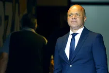 Thumbnail for article: In gesprek met Earnest Stewart: alles over een krankzinnige transferzomer