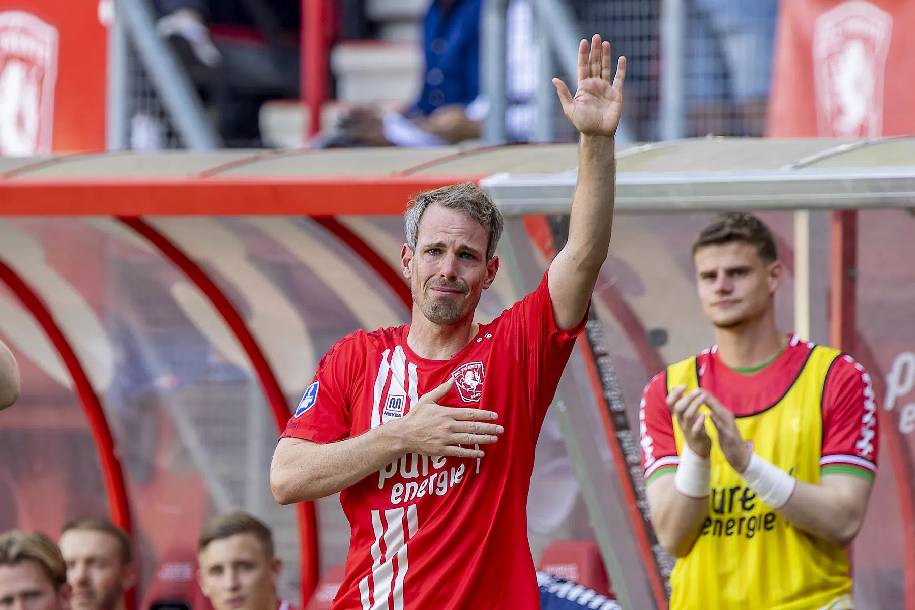 Van Ten Hag tot en met Nkufo: zo ziet het afscheidsduel van Brama eruit
