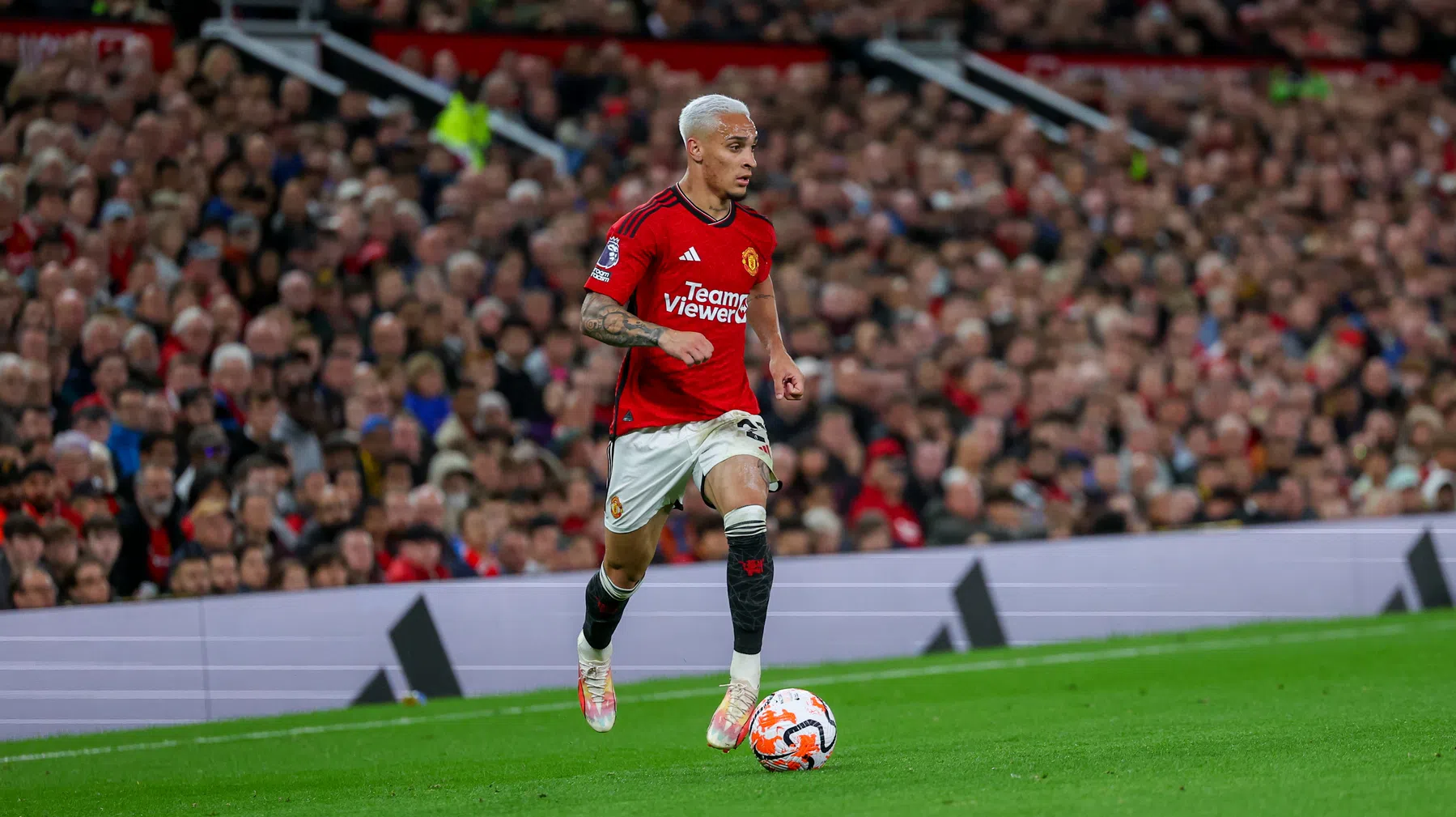 Man Utd stelt zaak tegen Antony 'heel serieus' te nemen