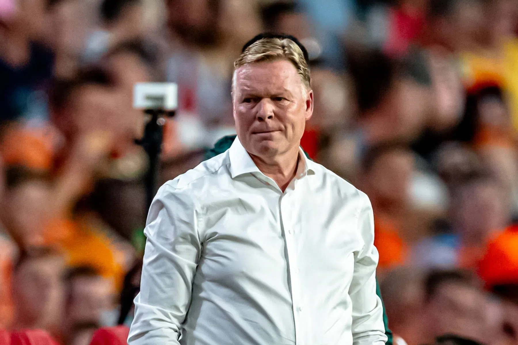 Koeman is kritisch over fouten bij Oranje en is blij met systeemwissel 