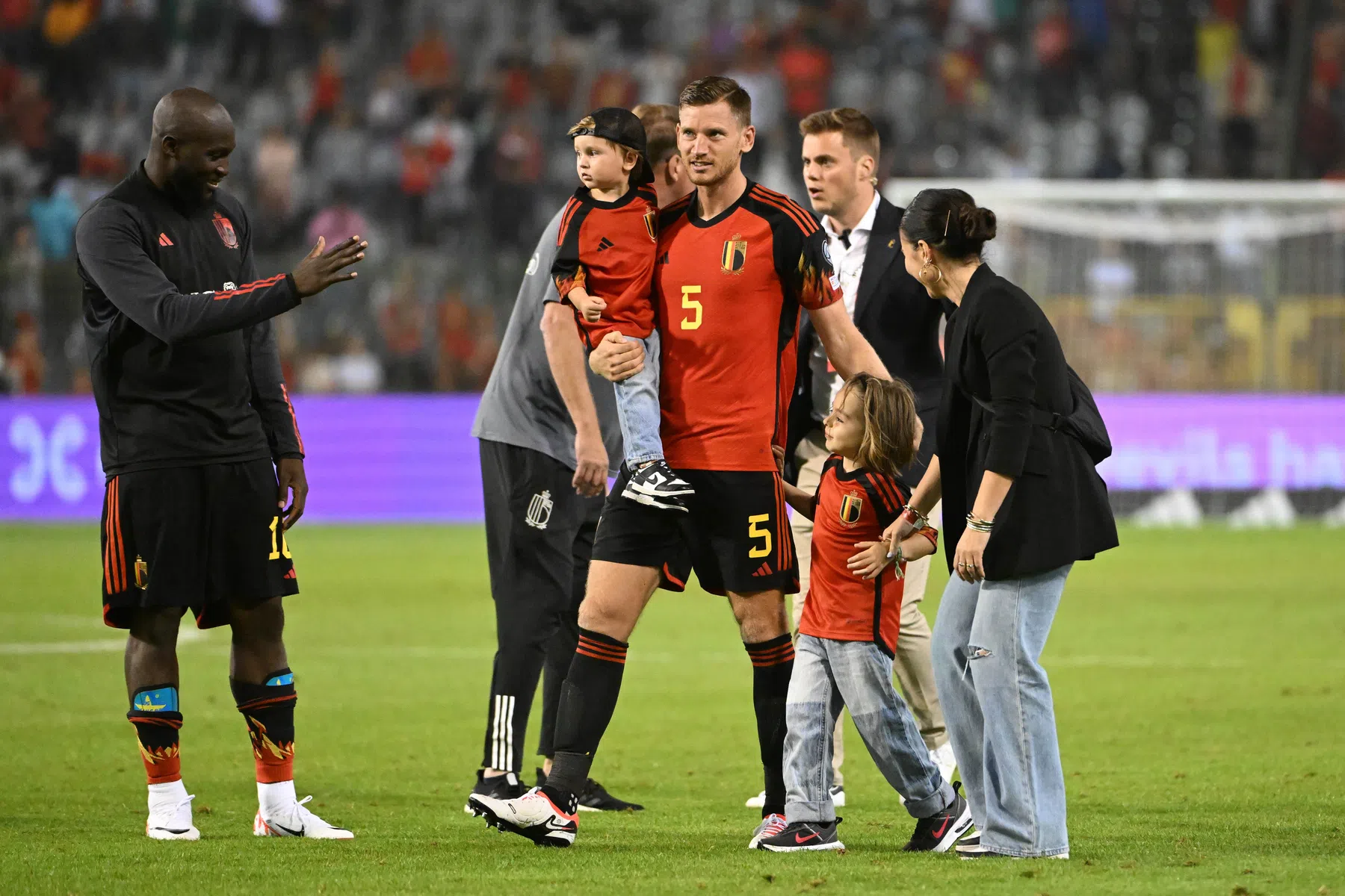 Lukaku aast op toptien en Vertonghen geniet van jubileum bij België
