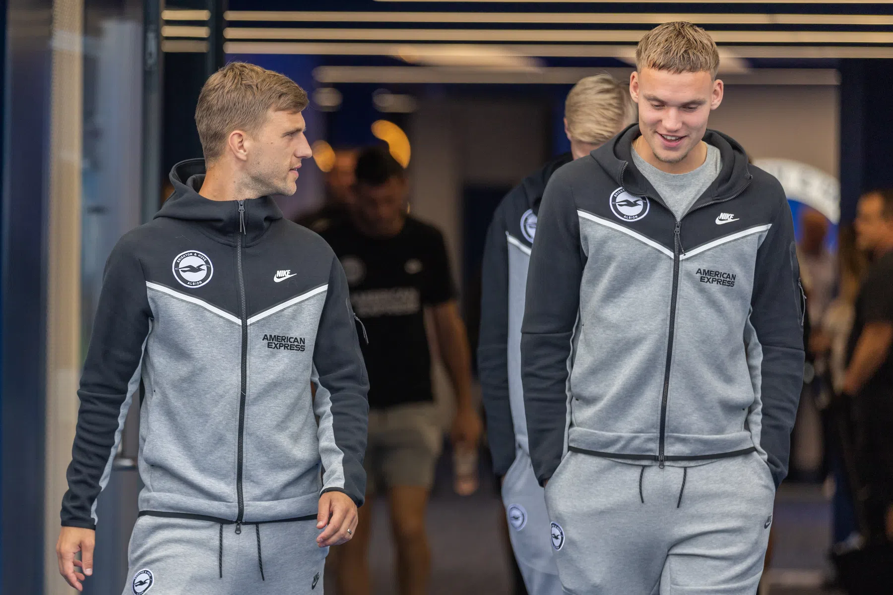 Veltman baalt van extra concurrentie bij Brighton: 'Natuurlijk frustreert dat'