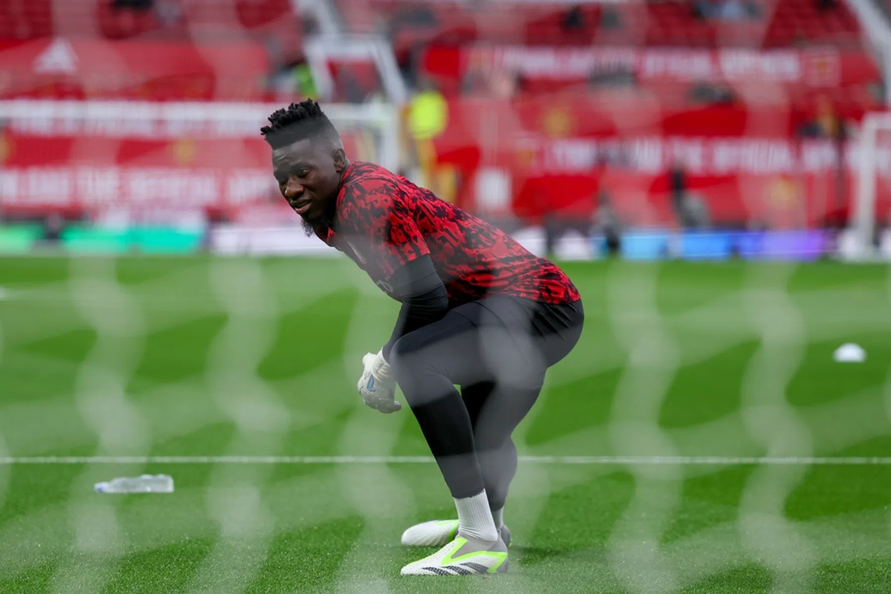 Waarom United helemaal niet blij is met de rentree van Onana bij Kameroen