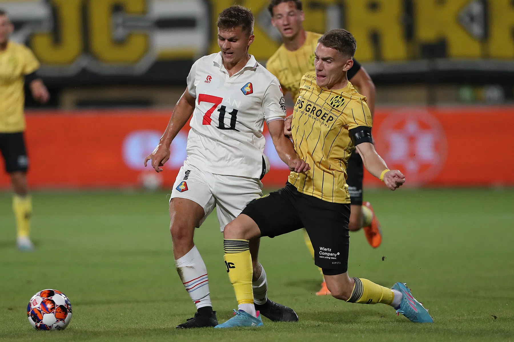 Roda JC blijft aan kop, tweetal stakingen en eerste punt Jong Ajax
