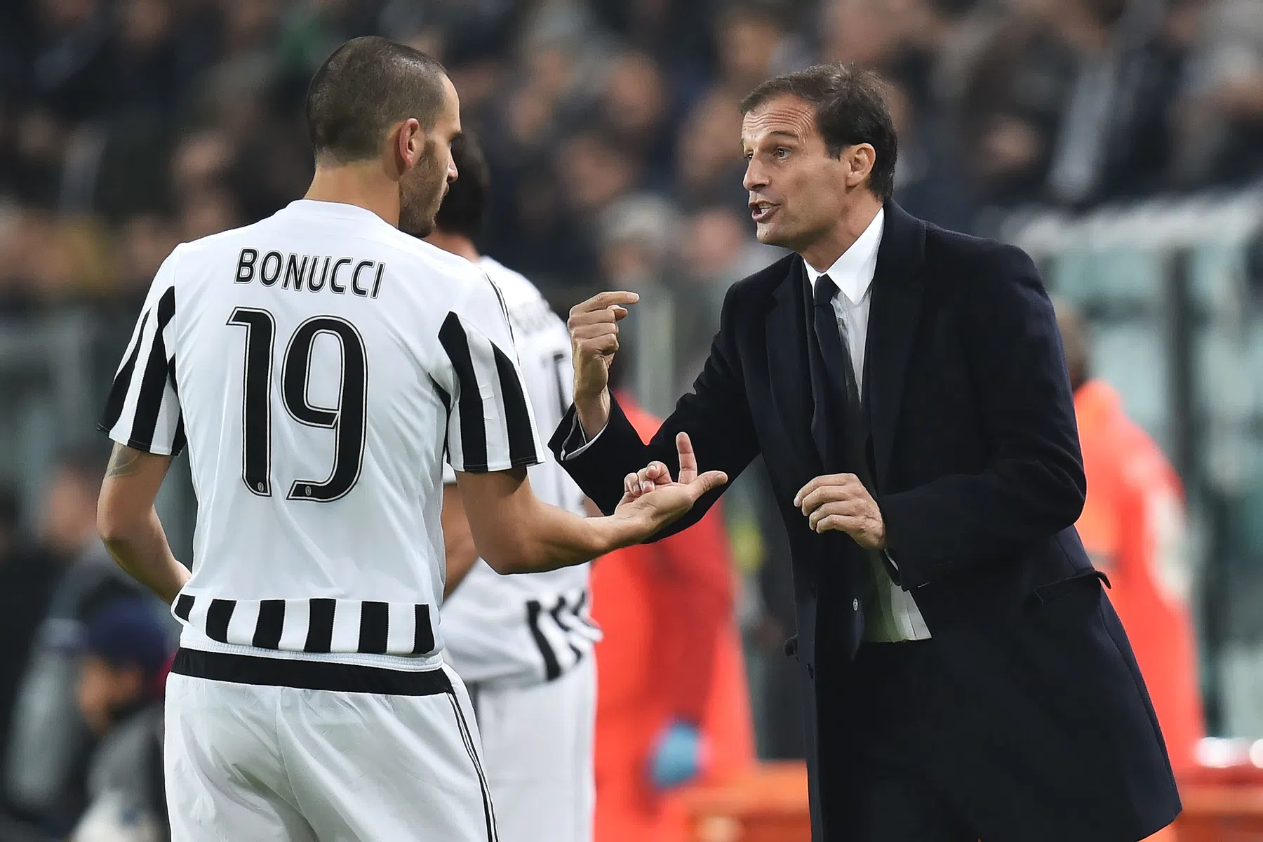 Allegri over Bonucci: 'Soaps zijn op Canale 5, en ik heb niks met soaps'
