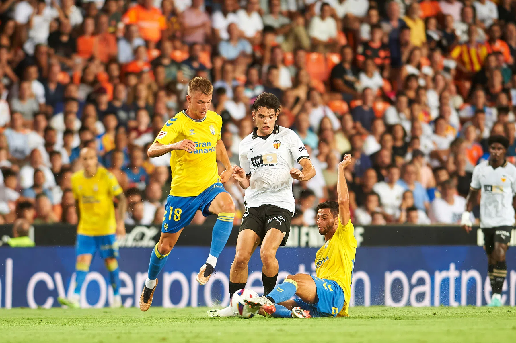 Da's pech, vliegtuig weg: vijftien spelers Las Palmas missen vlucht naar Sevilla