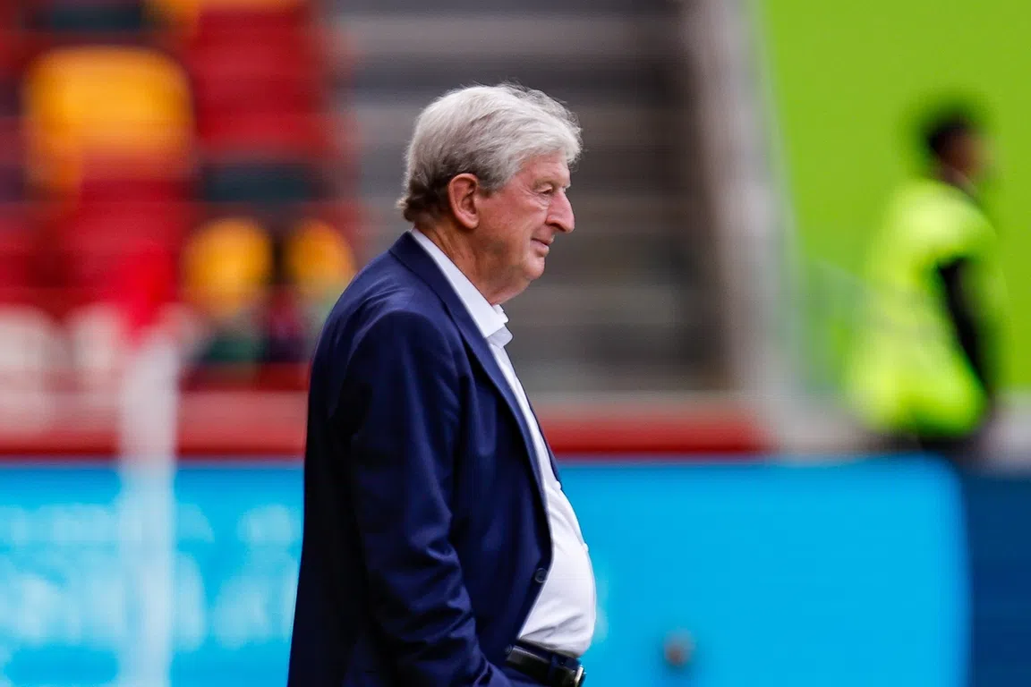 Hodgson (76) is onwel en ontbreekt bij Crystal Palace