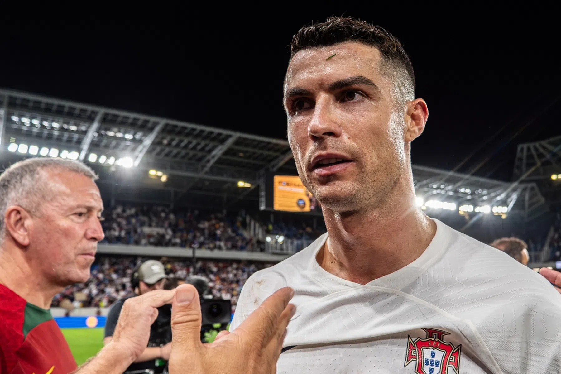 Cristiano Ronaldo sleept Juventus voor de rechter